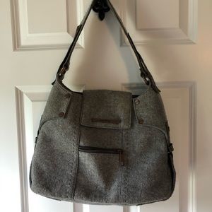 Matt & Nat gray felt bag